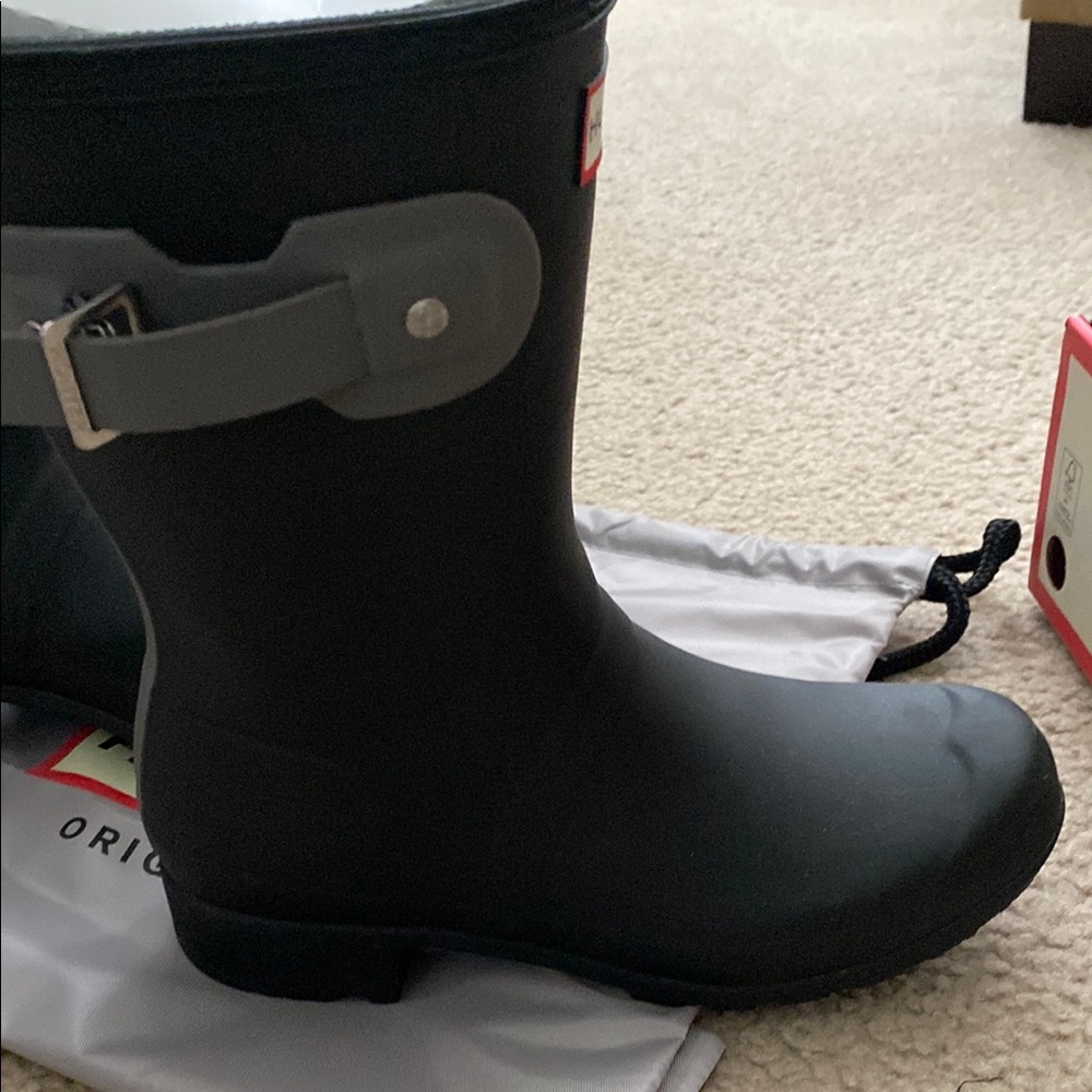 Hunter Black Winter & Rain Boots - Picture 10 of 11